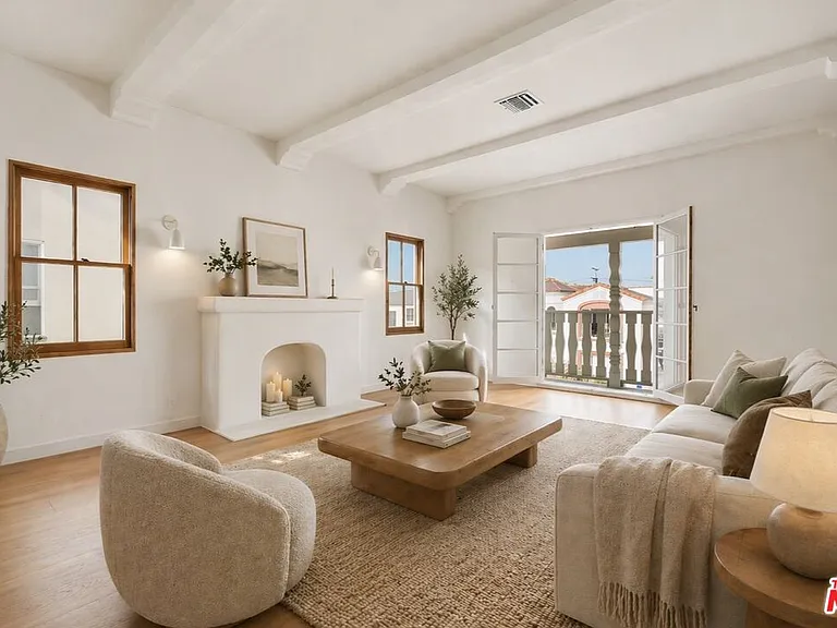 Buy or rent a property | N Gardner St, Los Angeles 90036