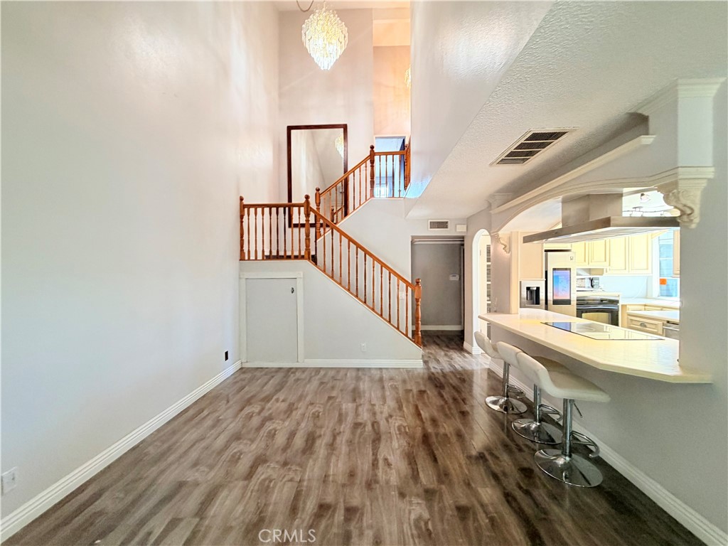 Buy or rent a property | Pine Creek Ln, Wilmington 90744