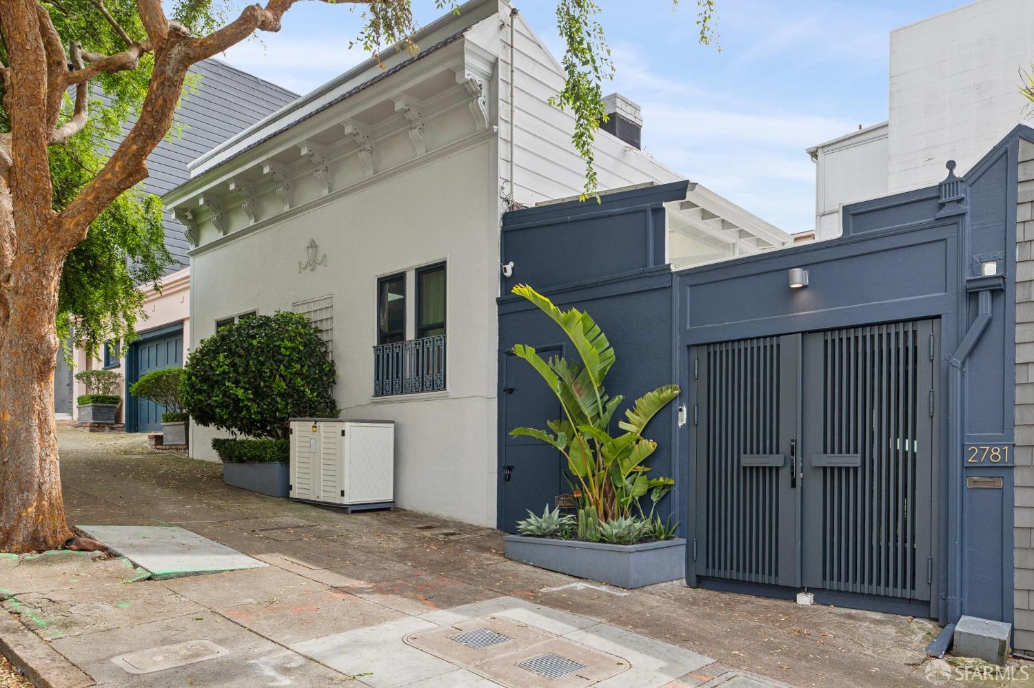 Buy or rent a property | Filbert St, San Francisco 94123