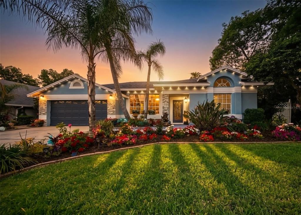 Buy or rent a property | River Park Ct, Valrico 33596