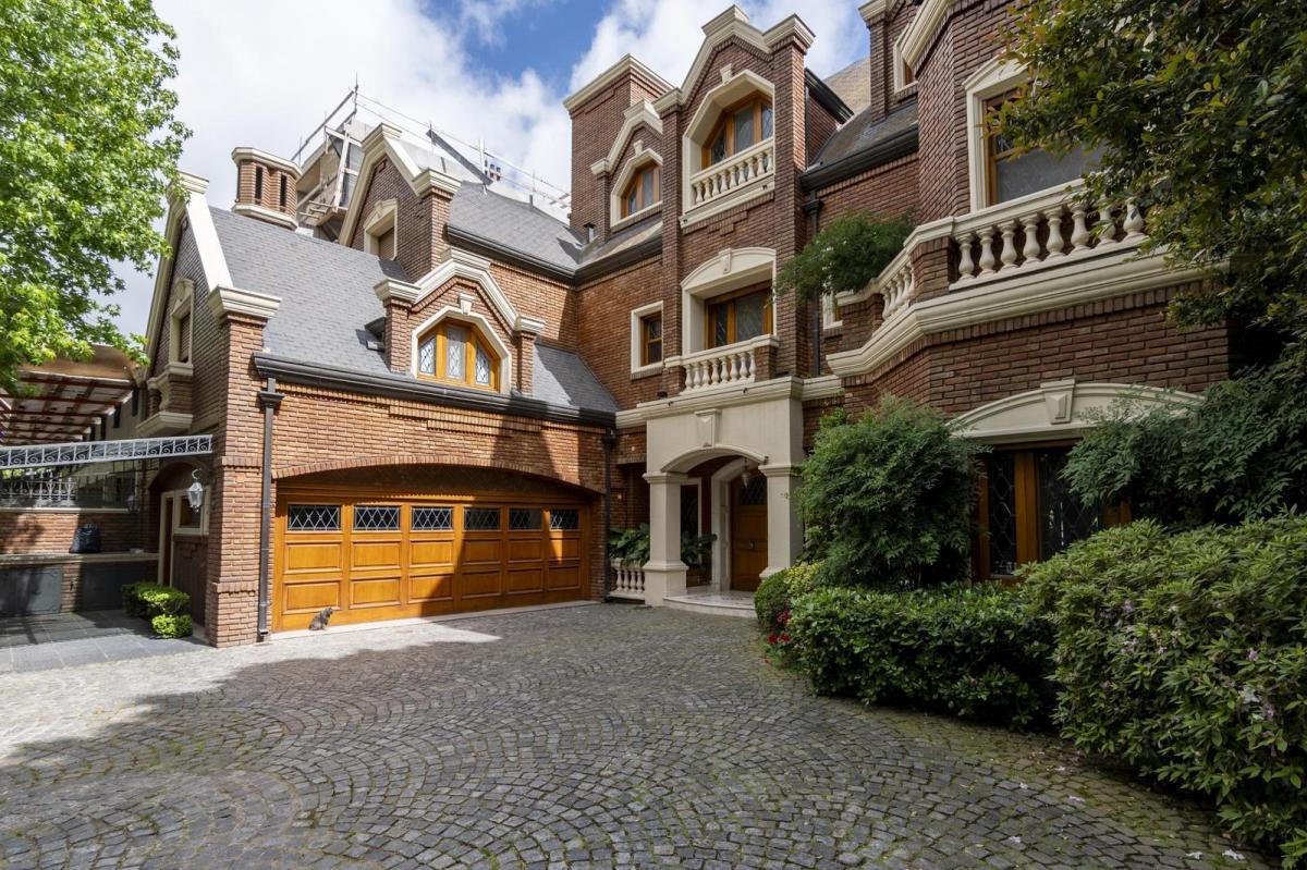 Buy or rent a property | Virrey del Pino, Belgrano C1426ELR