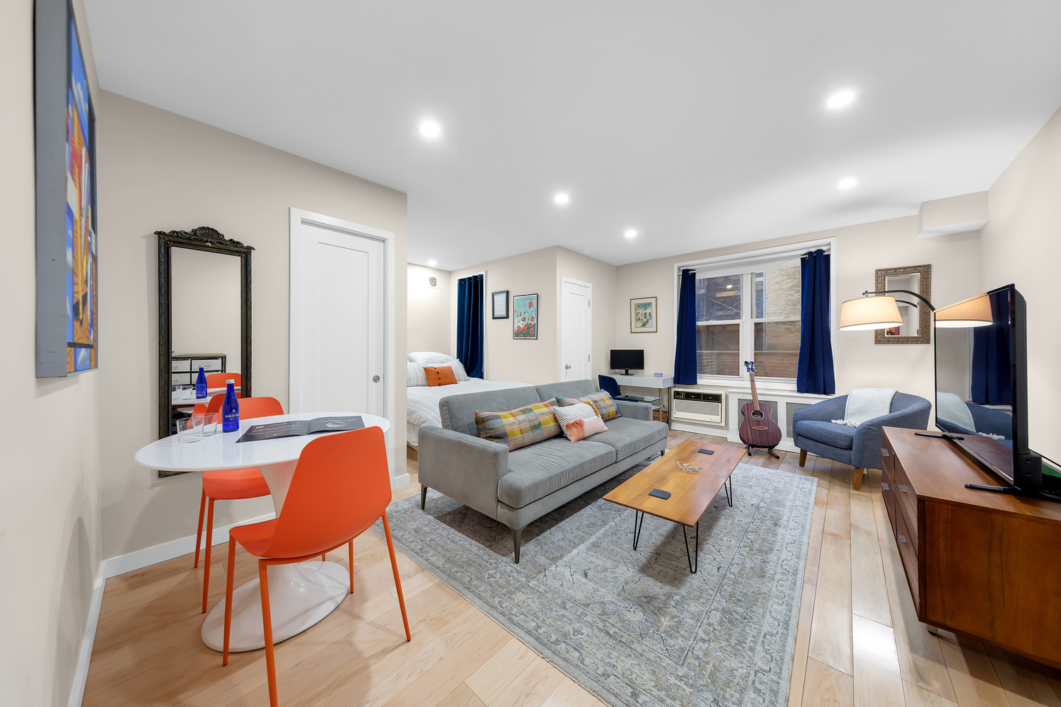 Buy or rent a property | Bleecker Street, Greenwich Village 10012