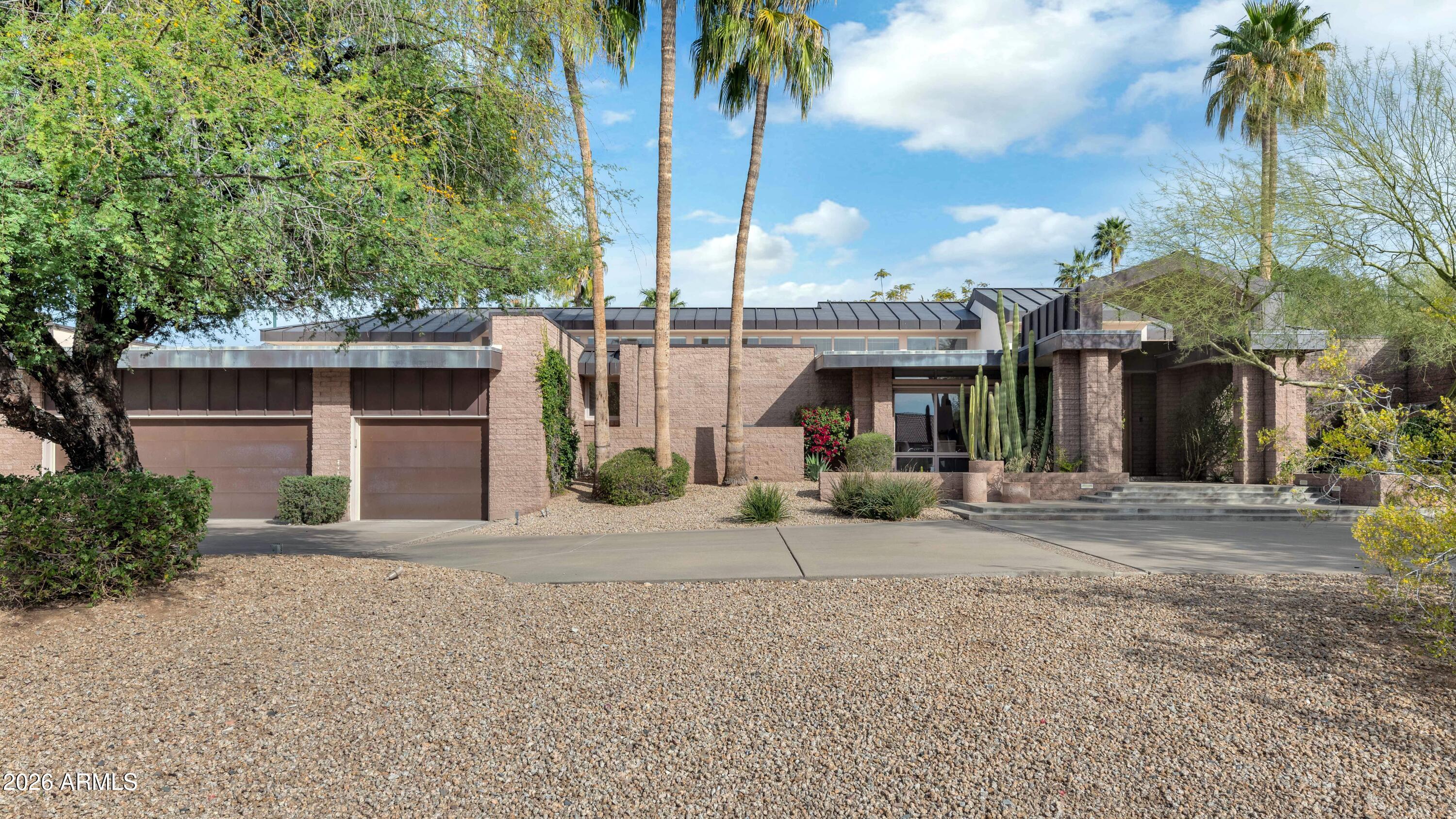 Buy or rent a property | E Palo Verde Dr, Paradise Valley 85253