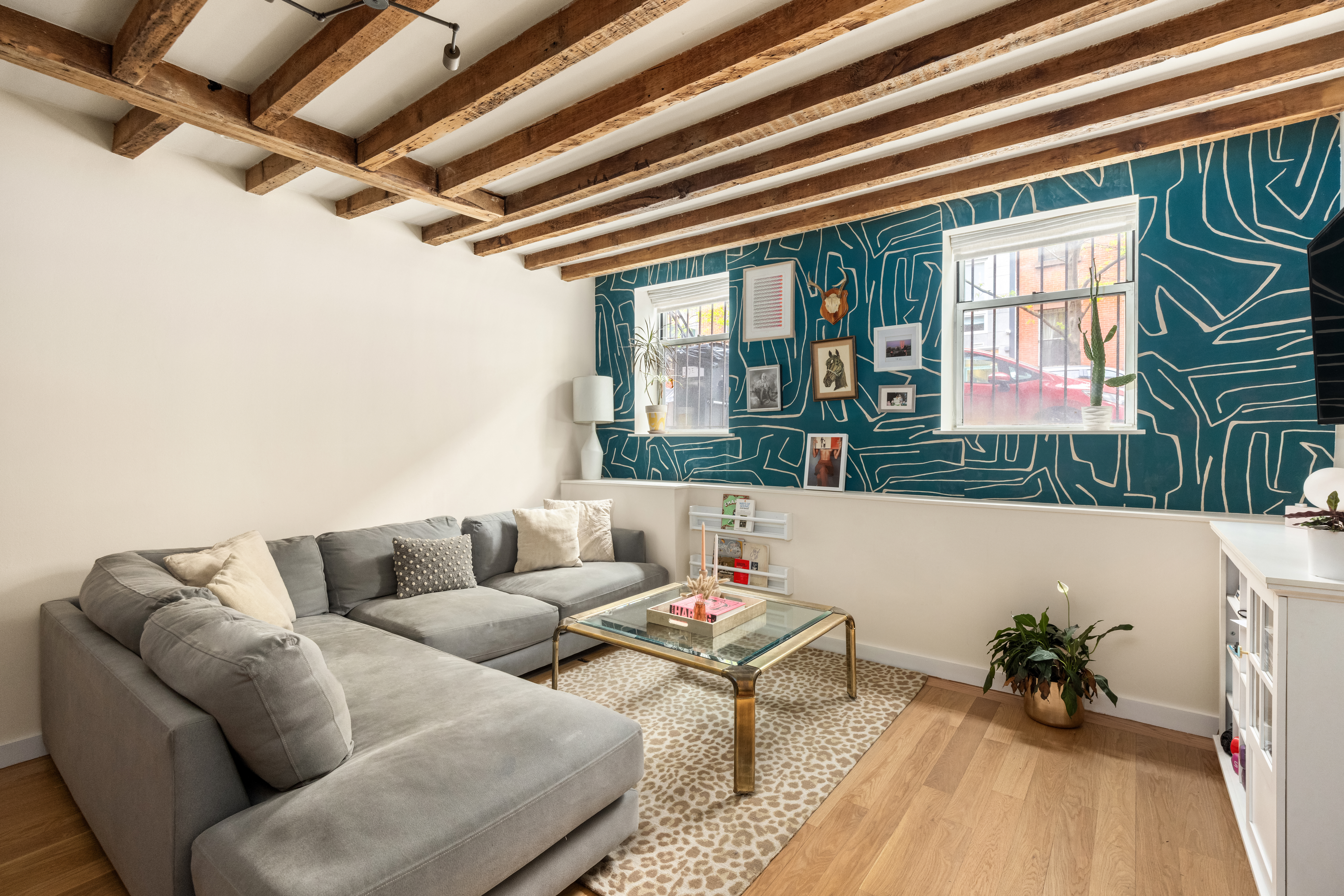 Buy or rent a property | East 7th Street, East Village 10009