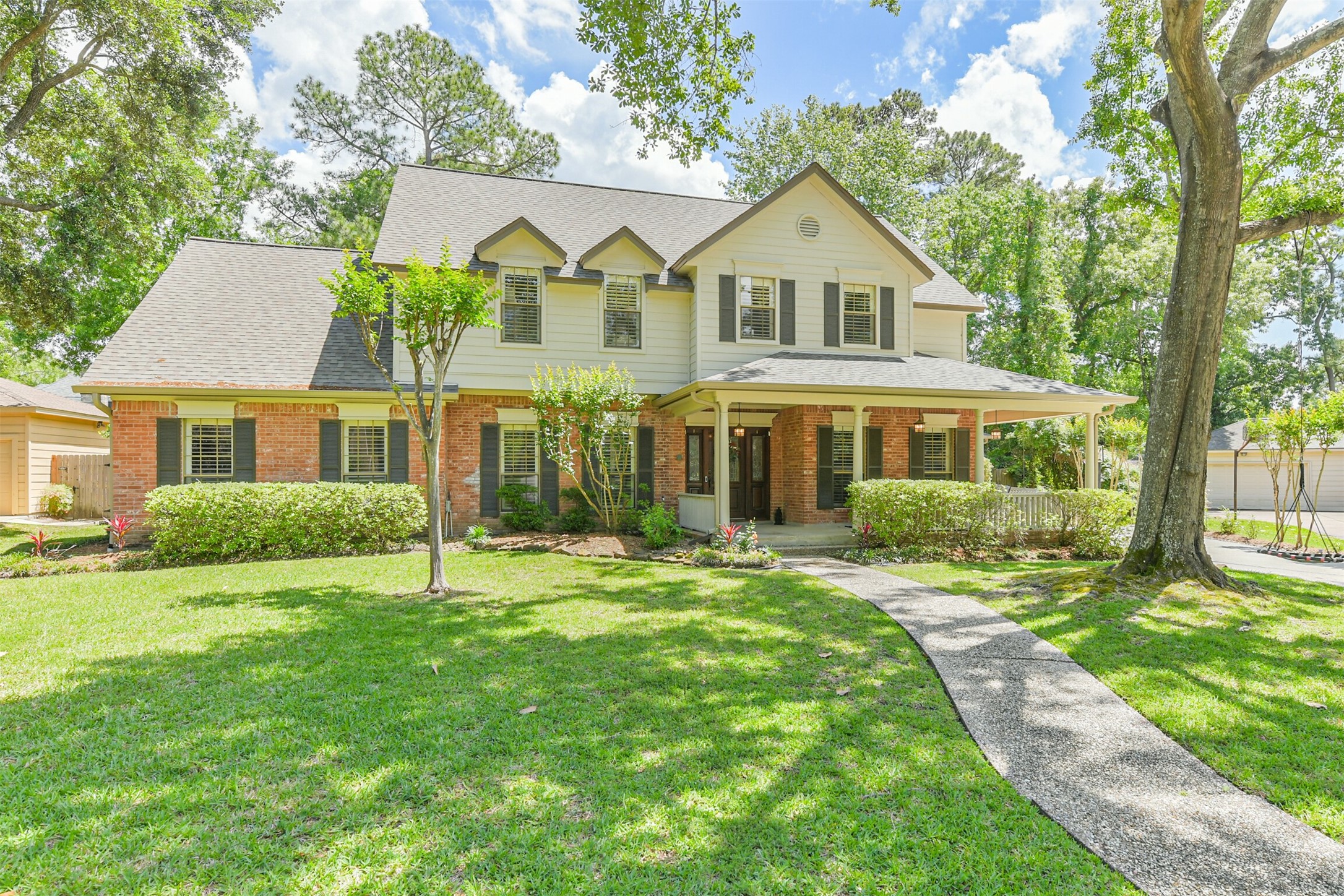 Buy or rent a property | Eagle Creek Dr, Houston 77345