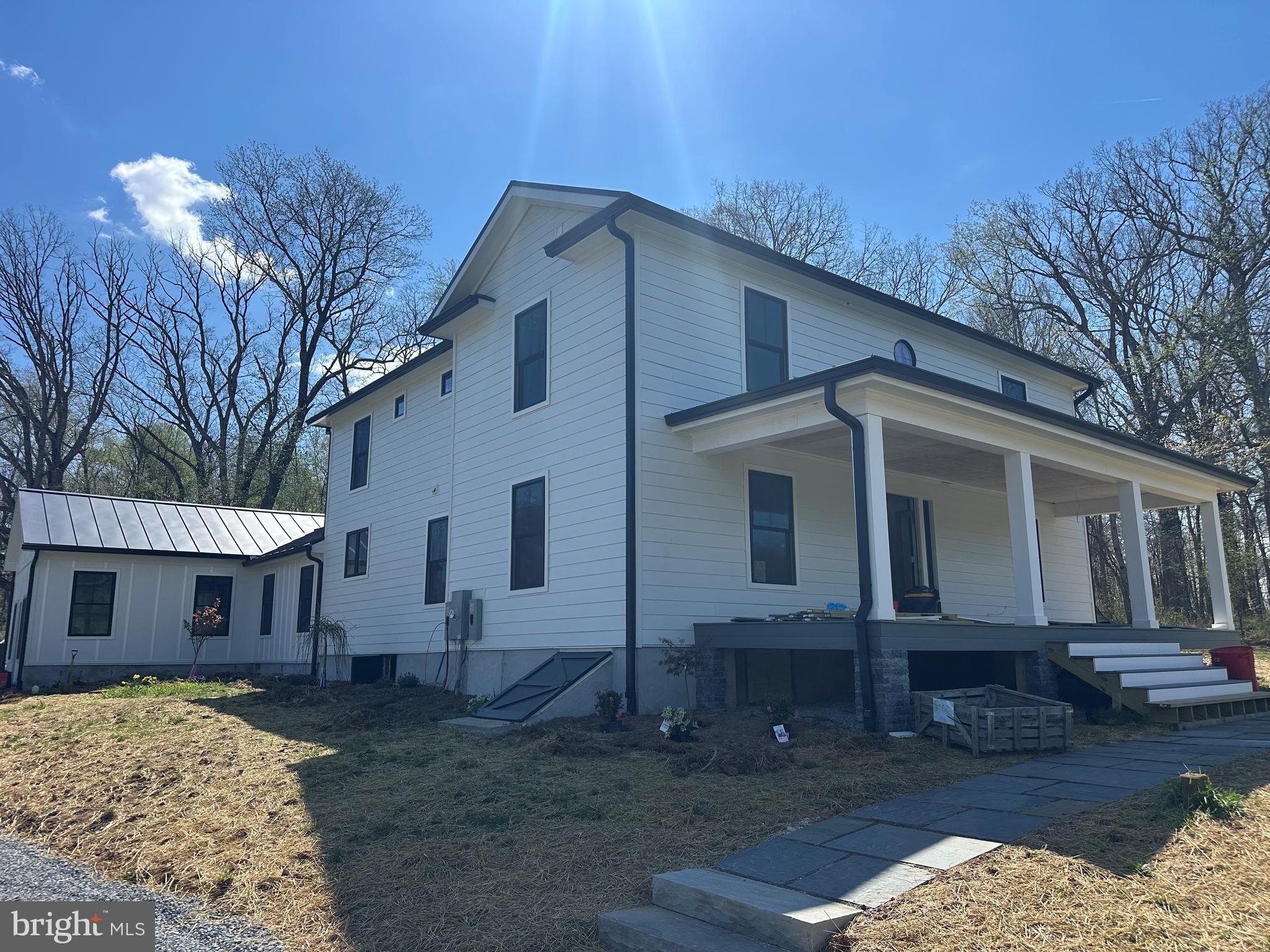 Buy or rent a property | Main St, Washington 22747