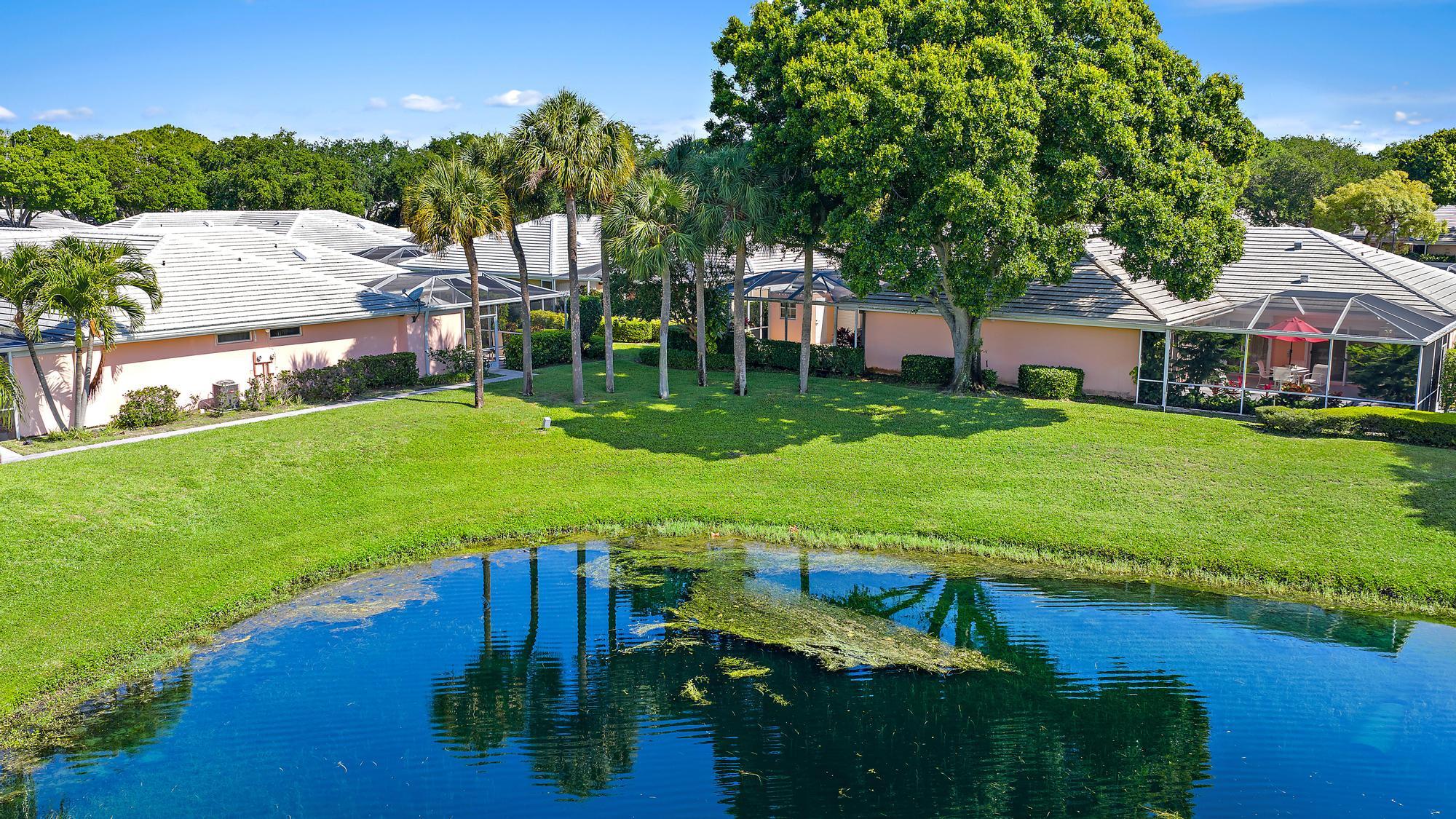 Buy or rent a property | Lakemont Ct, Palm Beach Gardens 33403