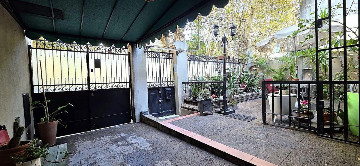 Buy or rent a property | Tres Arroyos, Caballito C1416CRR