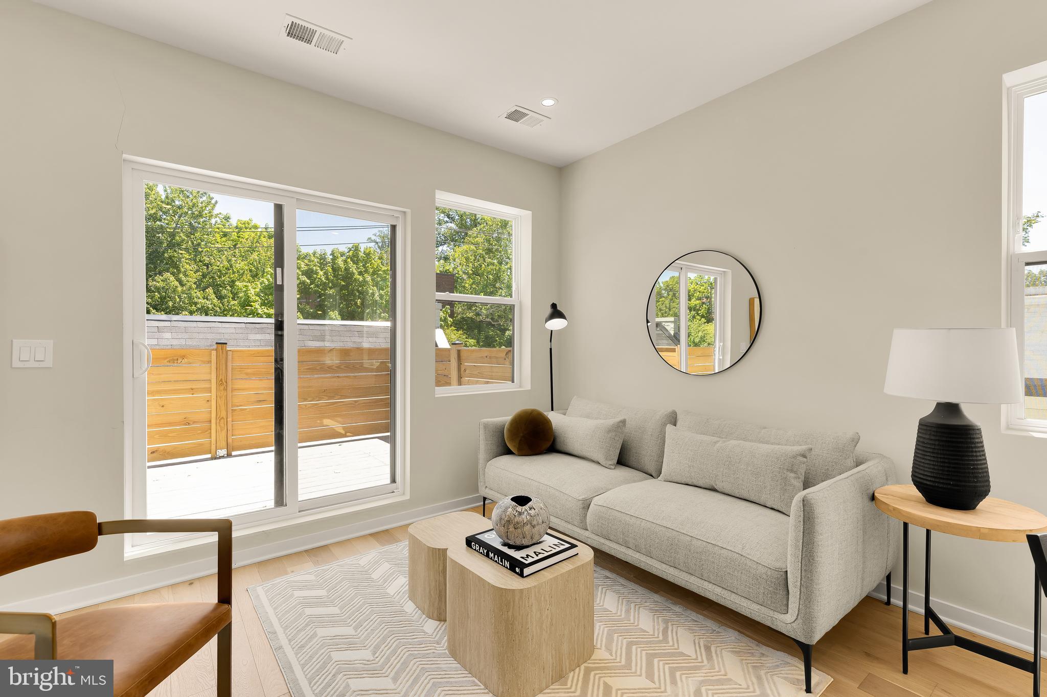 Buy or rent a property | 41st St NW, Washington, DC 20007