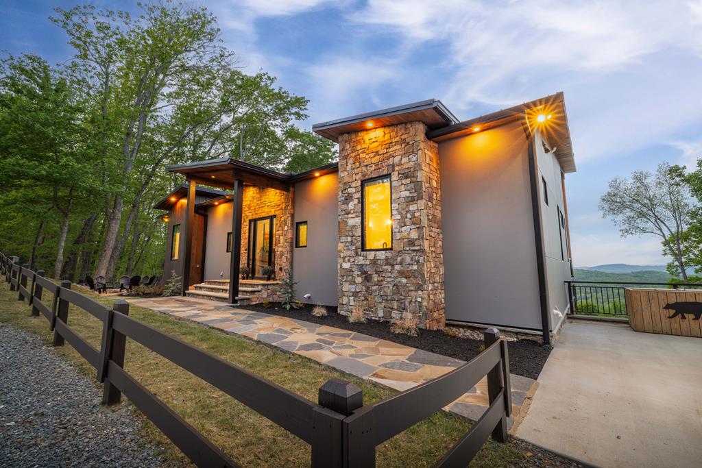 Buy or rent a property | Scouts Overlook, Morganton 30560