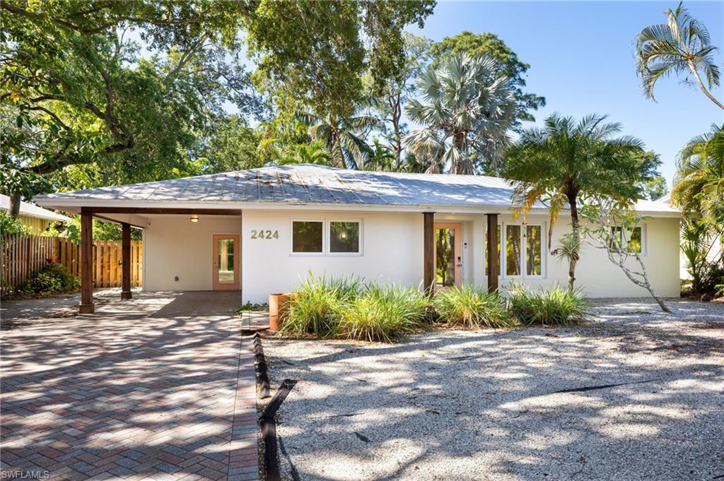 Buy or rent a property | Harbor Rd, Naples 34104