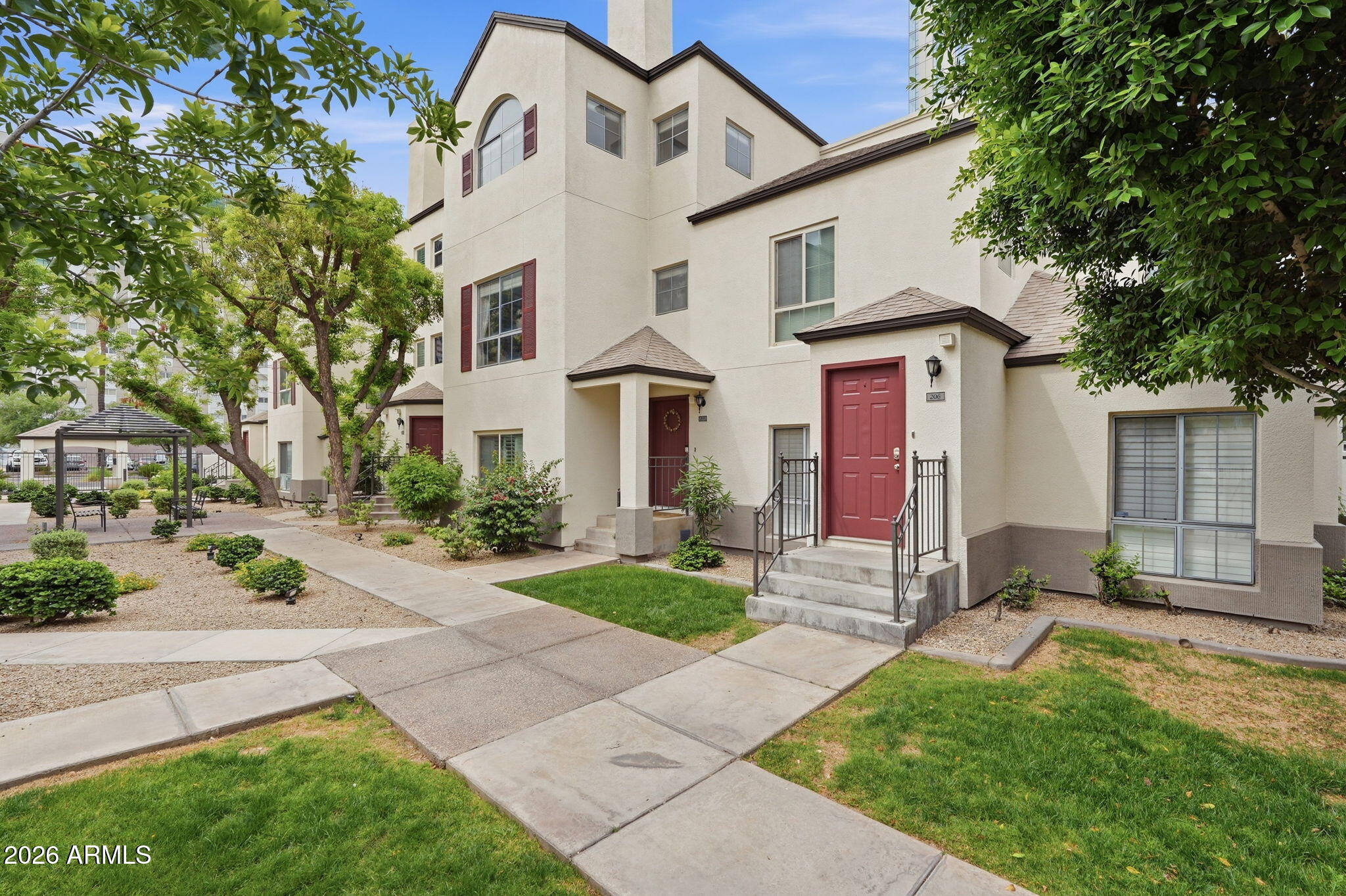 Buy or rent a property | E Fillmore St, Phoenix 85004