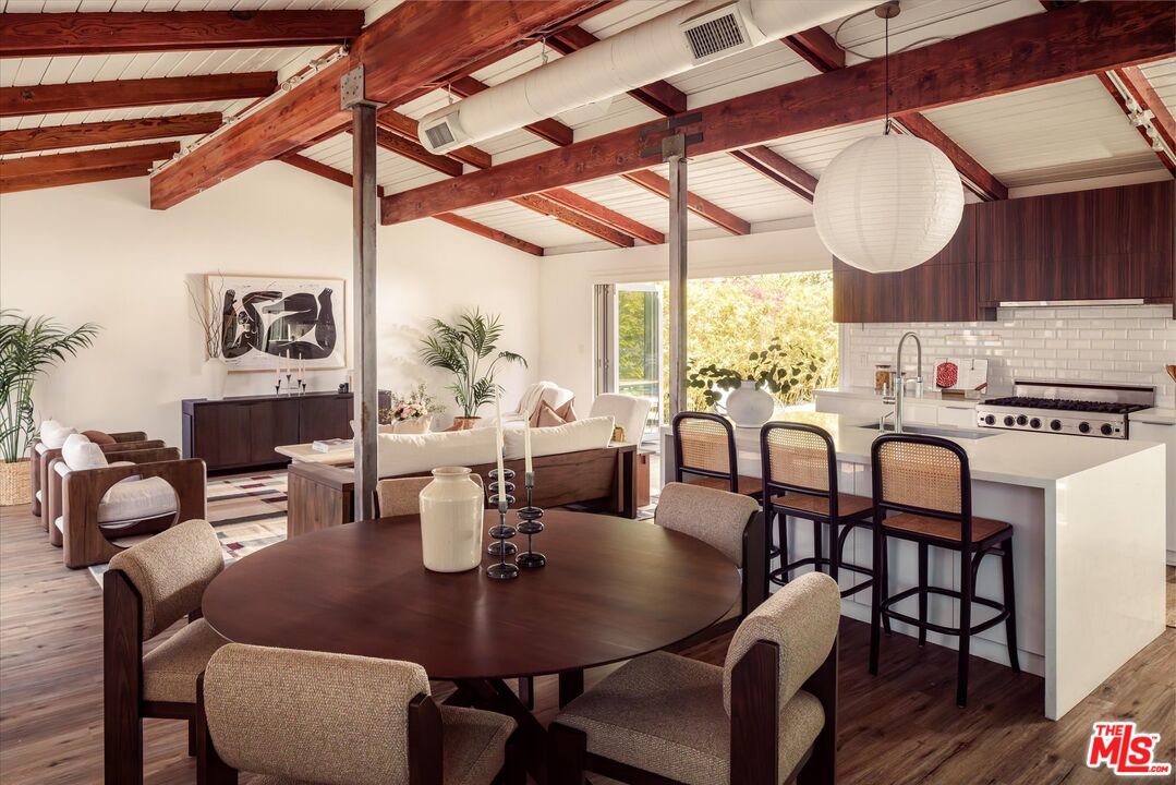 Buy or rent a property | Tuxedo Ter, Los Angeles 90068