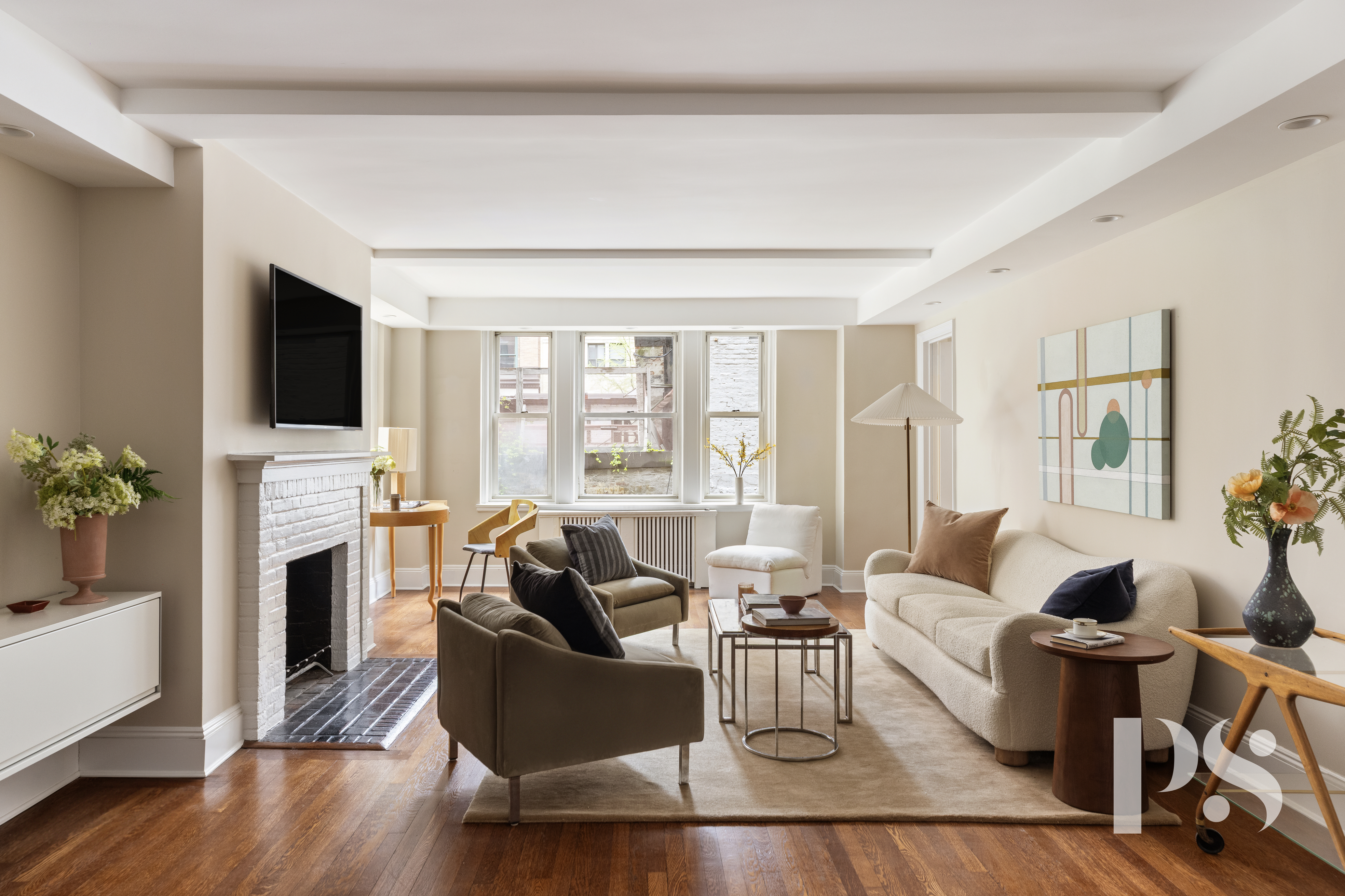 Buy or rent a property | West 12th Street, Greenwich Village 10011