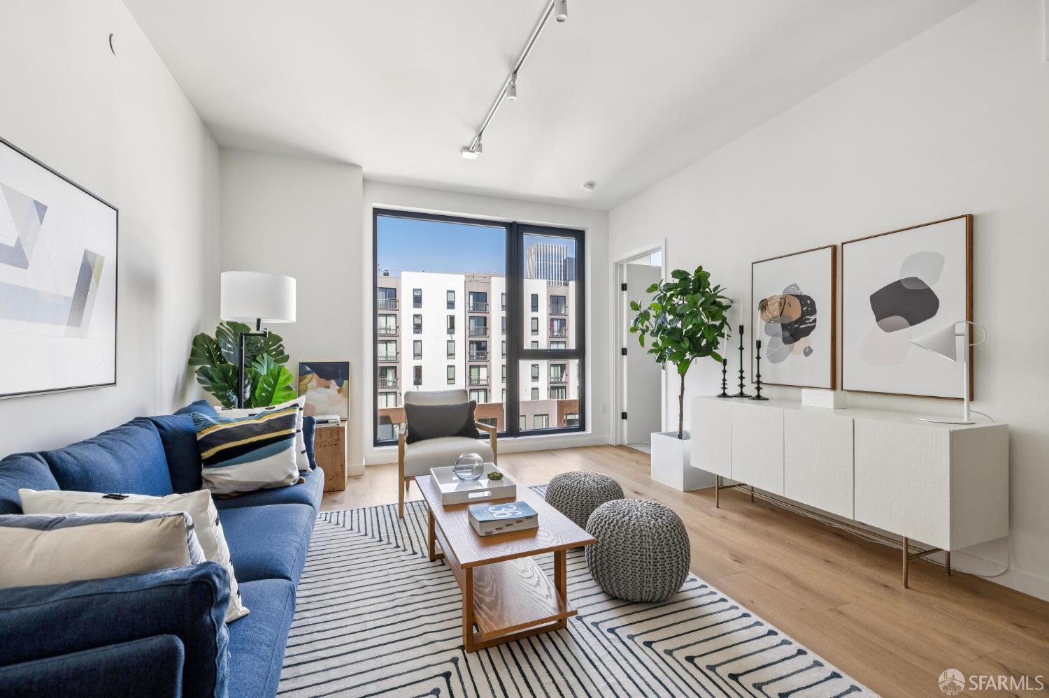 Buy or rent a property | Harrison St, San Francisco 94107