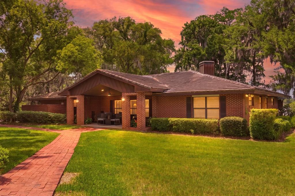 Buy or rent a property | E Lake Dr, Winter Springs 32708