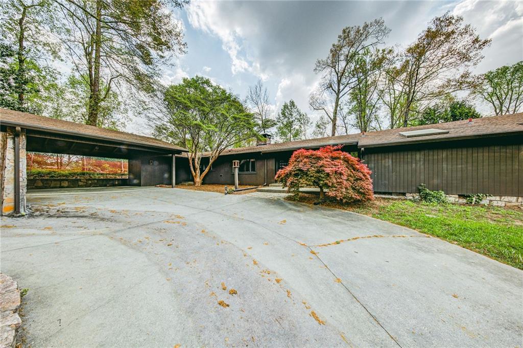 Buy or rent a property | Hillside Dr NW, Atlanta 30342