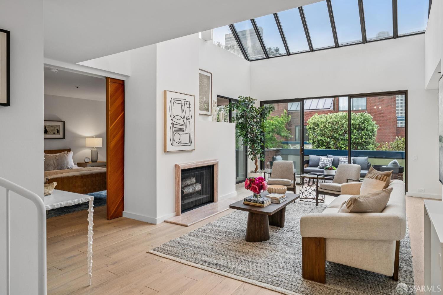 Buy or rent a property | Pacific Ave, San Francisco 94111