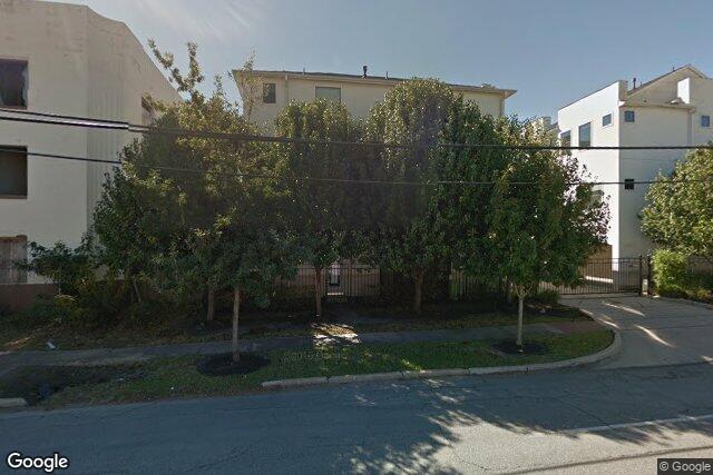 Buy or rent a property | Leeland St, Houston 77003