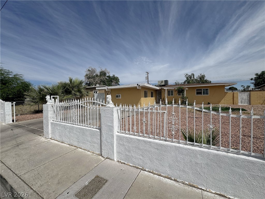 Buy or rent a property | El Cederal Ave, Las Vegas 89102