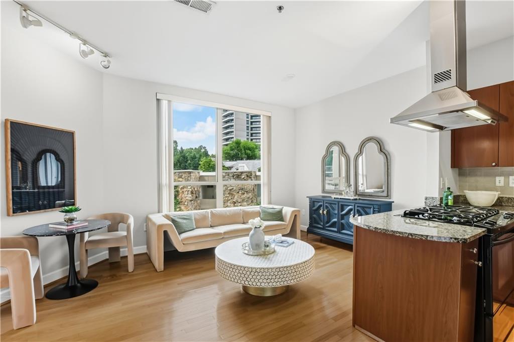 Buy or rent a property | Peachtree Rd NW, Atlanta 30305
