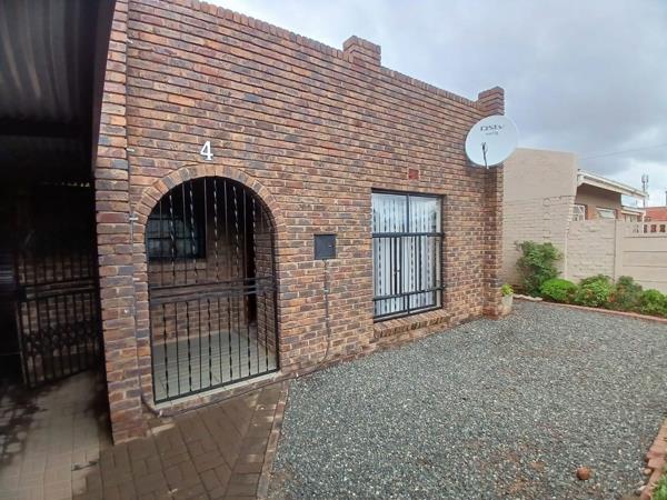Buy or rent a property | 4 5Th Street, Kimberley 8335