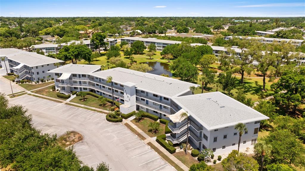 Buy or rent a property | 80th Ave, Seminole 33772