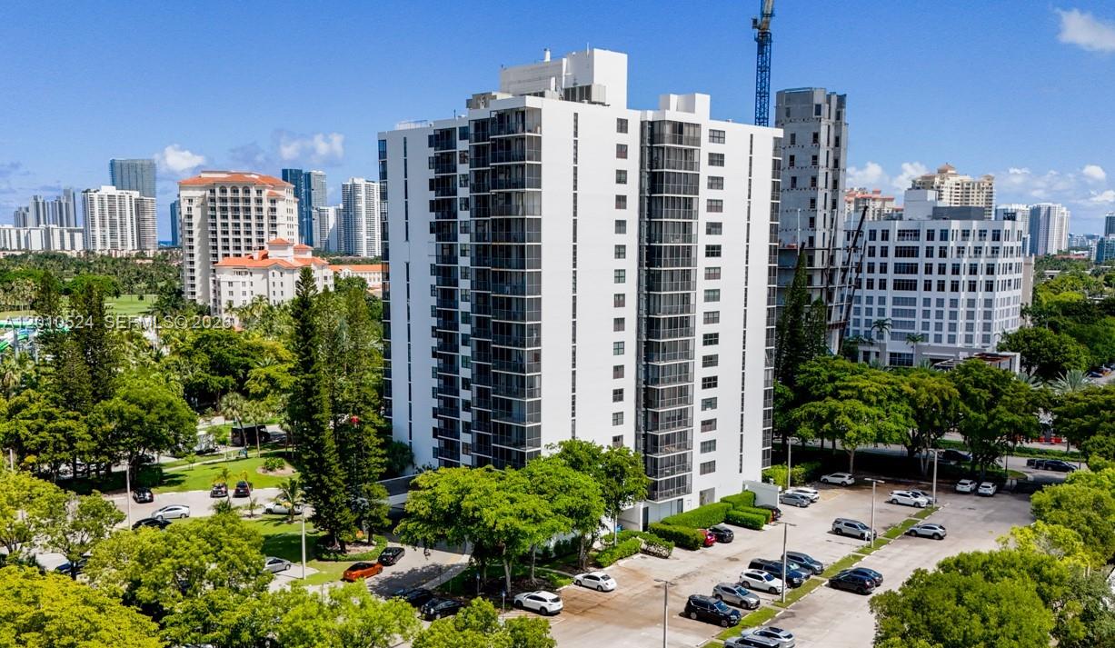 Buy or rent a property | W Country Club Dr, Aventura 33180