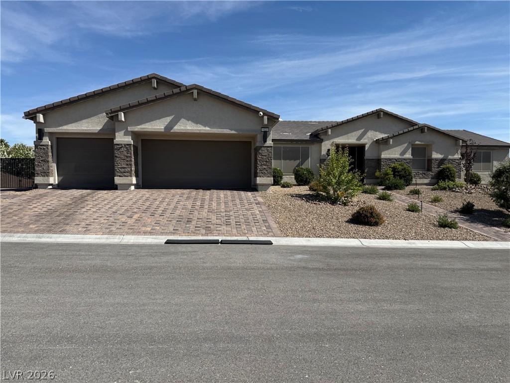 Buy or rent a property | Grand Pass Ct, Las Vegas 89129