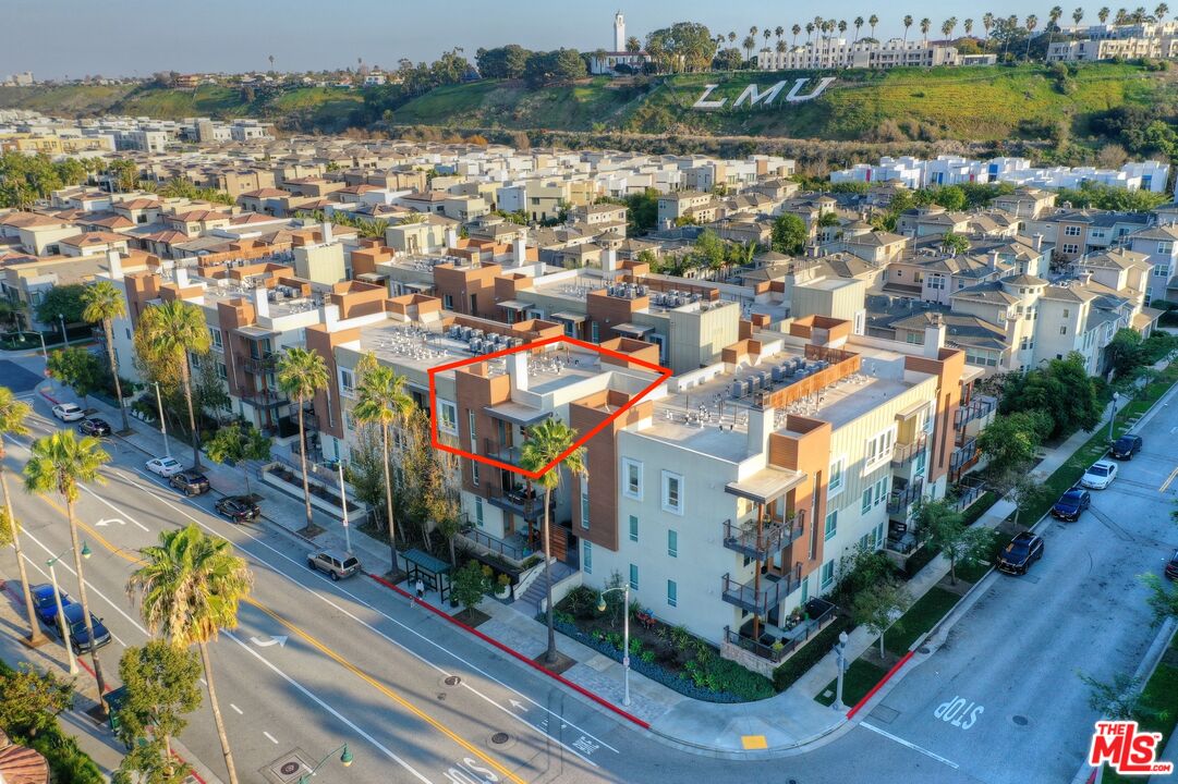 Buy or rent a property | W Runway Rd, Los Angeles 90094