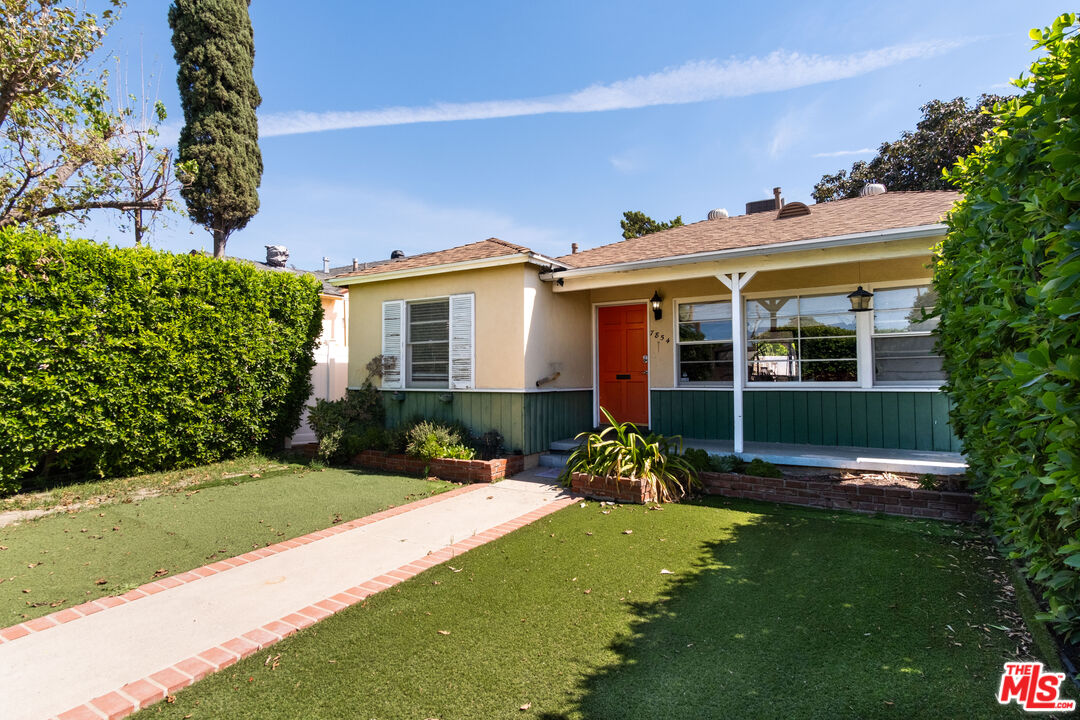 Buy or rent a property | Agnes Ave, North Hollywood 91605