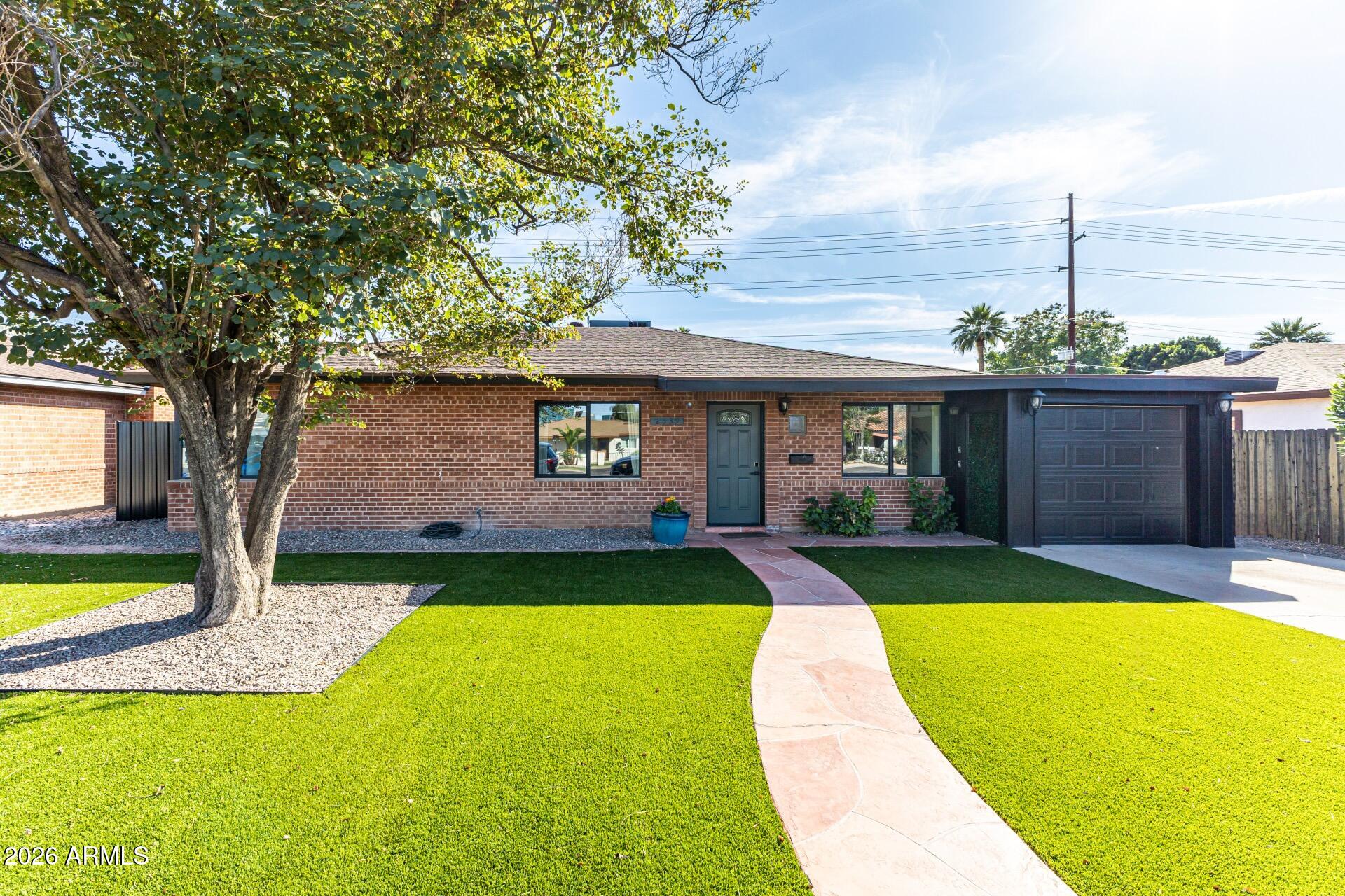 Buy or rent a property | E Campbell Ave, Phoenix 85016
