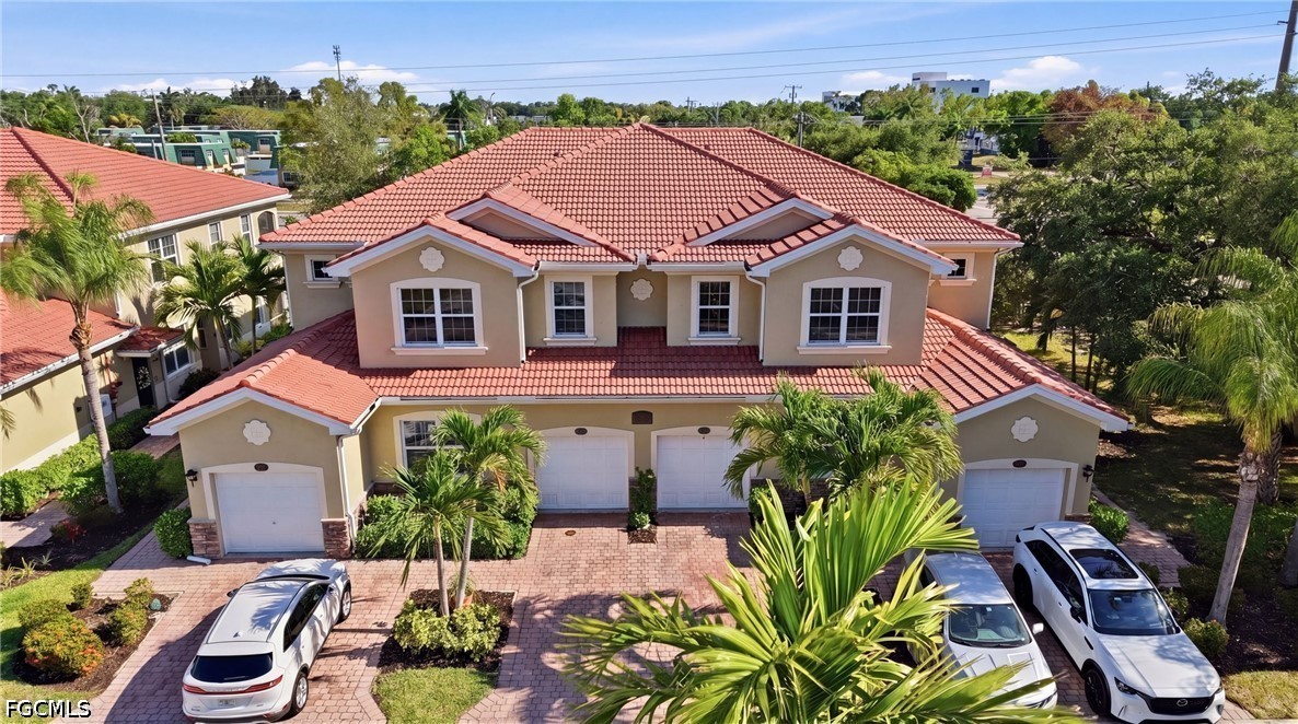 Buy or rent a property | Oakshade Cir, Fort Myers 33919