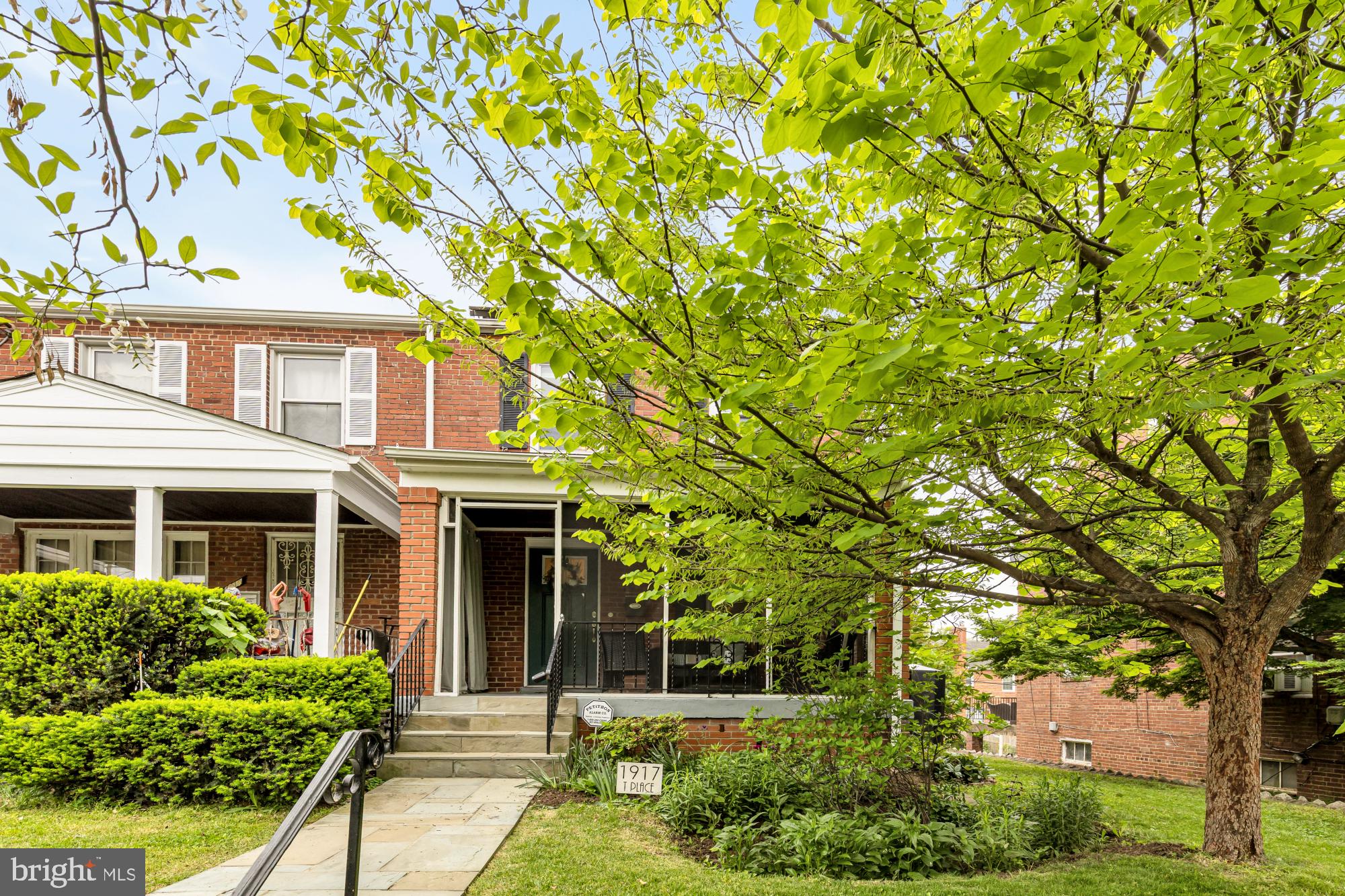 Buy or rent a property | T Pl SE, Washington, DC 20020