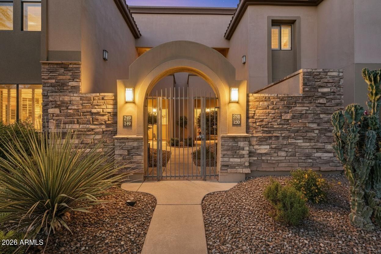 Buy or rent a property | N Scottsdale Rd, Paradise Valley 85253
