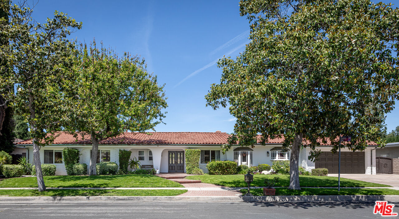 Buy or rent a property | Vintage St, Northridge 91324