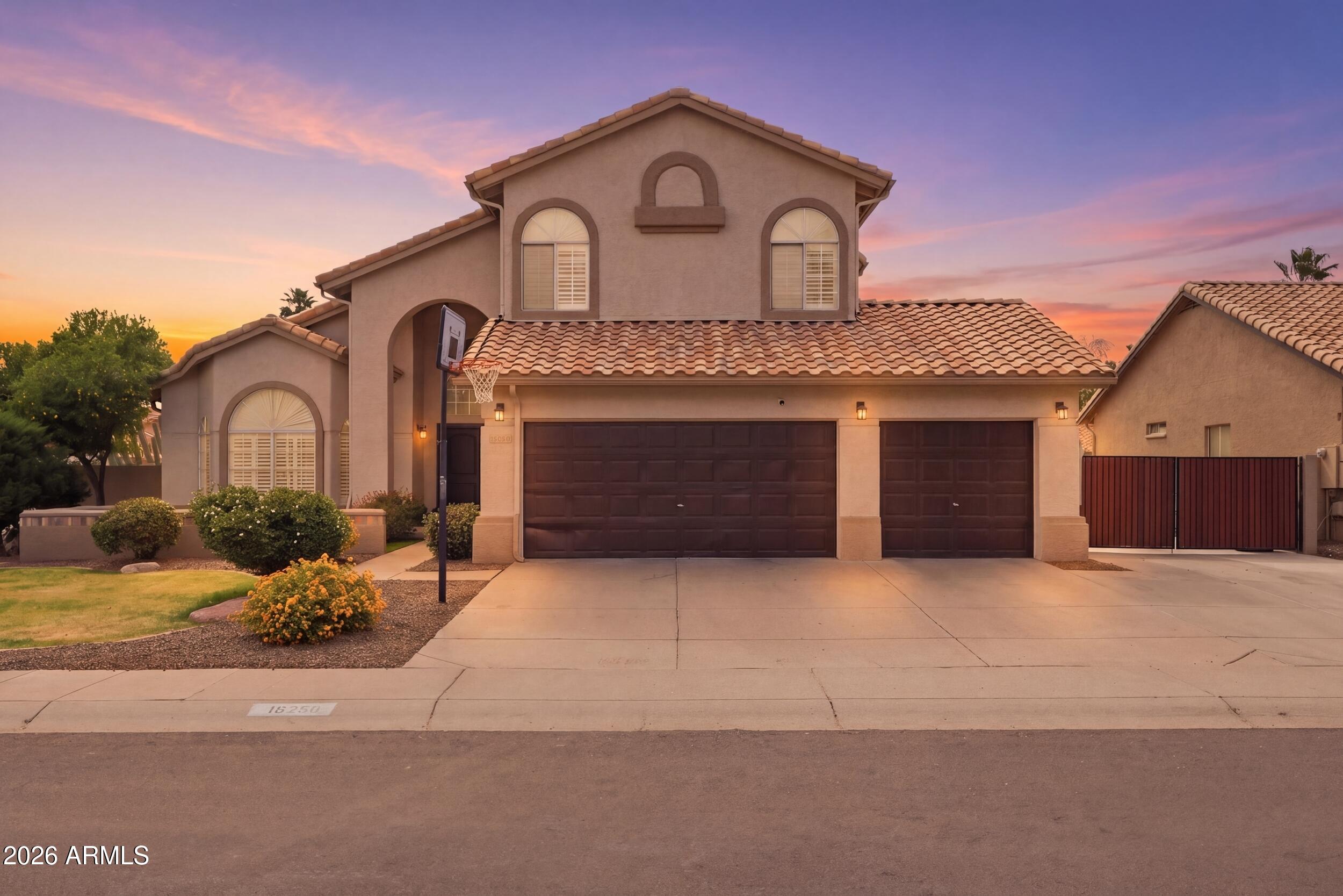 Buy or rent a property | N 49th St, Scottsdale 85254